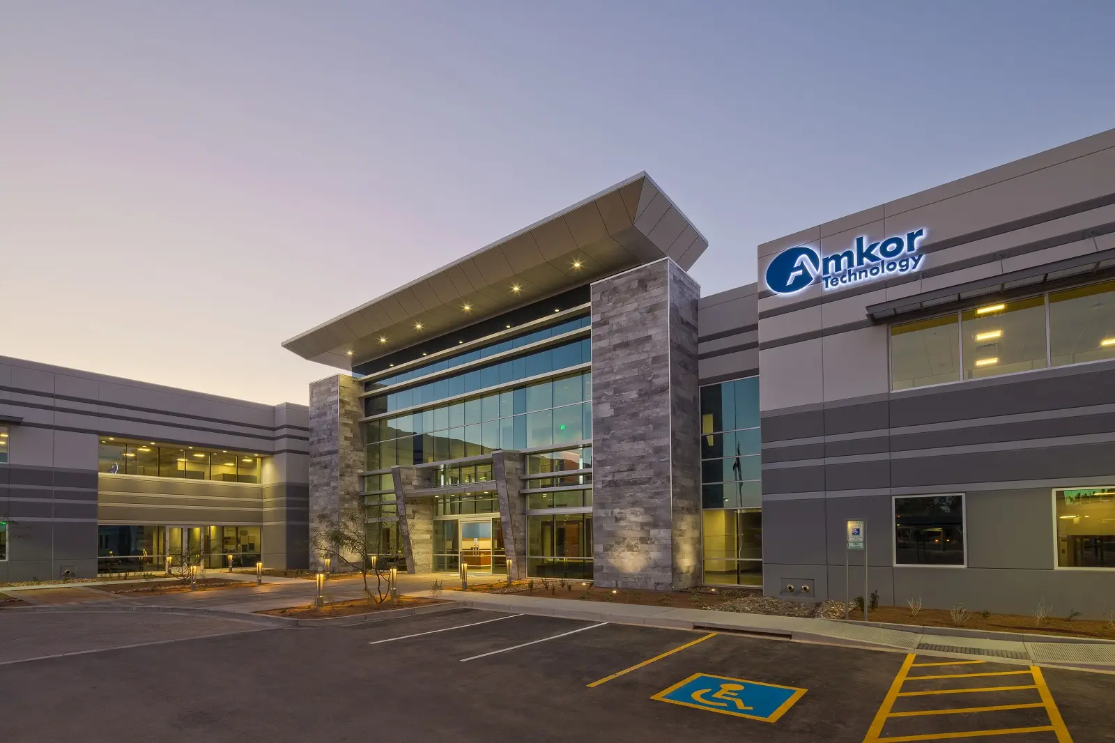 Amkor to construct $2 billion chip packaging plant in Arizona, with Apple as first customer