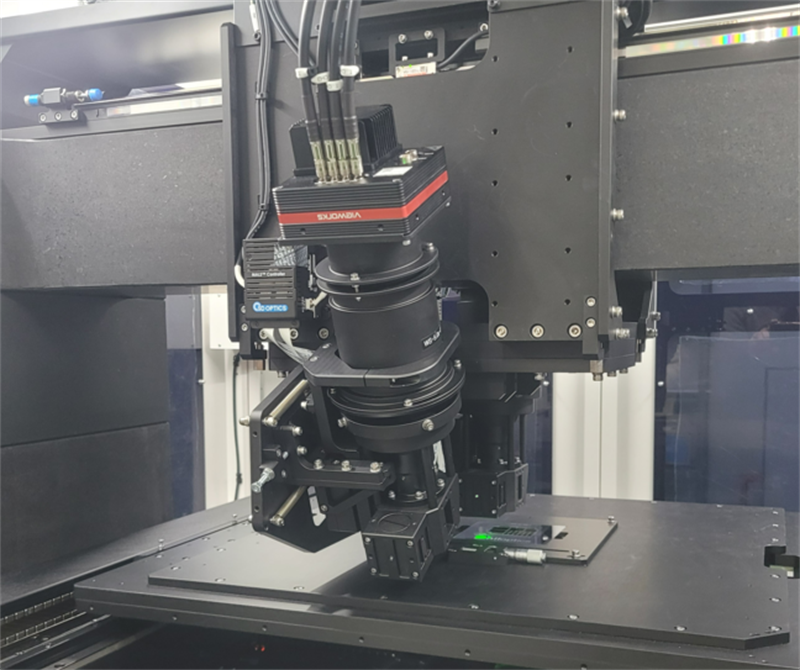 SD Optics' semiconductor glass substrate TGV inspection solution, "TGV Vision Master," inspecting a sample